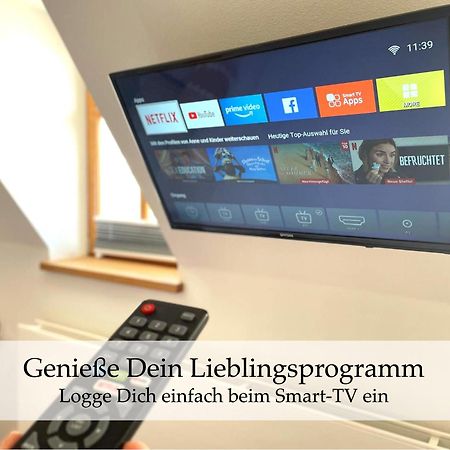 Zentrale 1-Zimmer-Ferienwohnung Mit Digitalem Check In Hof  Kültér fotó